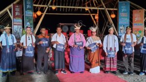 Bupati Matheos Tan : Festival Uyelewun, Tradisi Budaya Jangan Tergerus Arus Zaman