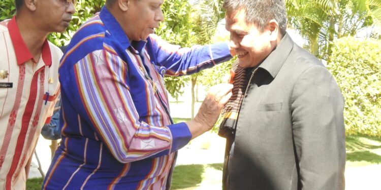 Bupati Lembata Sambut Hangat Dirjen P2DT Kemendes Rafdinal