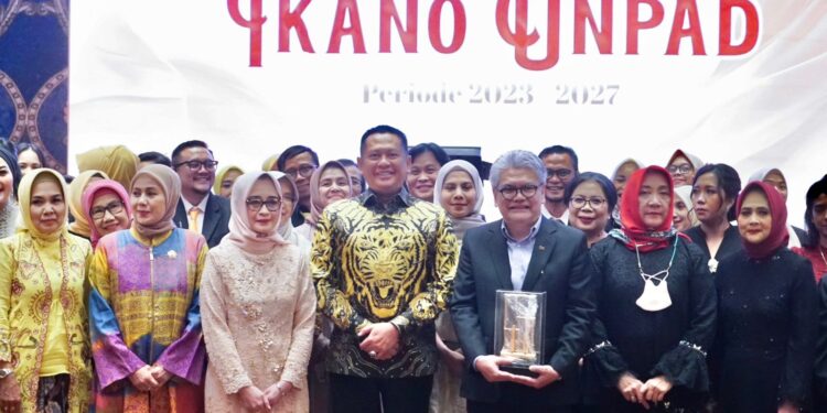 Stadium General di Forum Alumni Notariat UNPAD, Ketua MPR Bamsoet Dorong Penerapan Cyber Notary di Indonesia