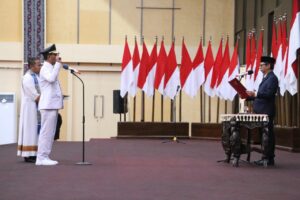 Gubernur  NTT Lantik Parera Jadi Penjabat Bupati Sikka