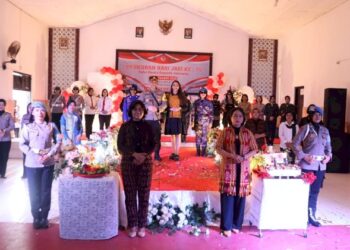 HUT Polwan, AKPB Joni Mahardika Minta Polwan Polres Ende Punya Ide Inovatif