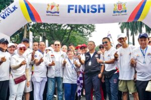 Ketua MPR RI Bamsoet Buka Fun Walk HUT  Ke-55 KADIN Indonesia di Gelora Bung Karno