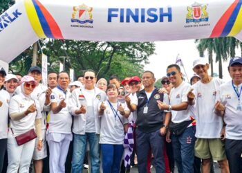Ketua MPR RI Bamsoet Buka Fun Walk HUT  Ke-55 KADIN Indonesia di Gelora Bung Karno