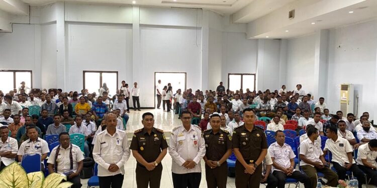 Kejari Lembata Gelar Penerangan Hukum Bagi Para Kades, Cegah Korupsi