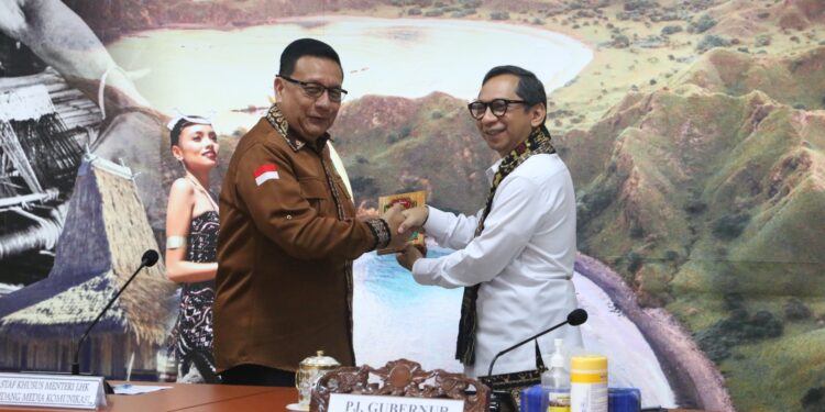 Gubernur Ayodhia Minta Cegah Karhutla di NTT