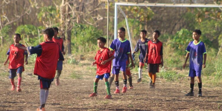PERSENA FC Tundukan Tuan Rumah TRITONA FC Junior 3- 1
