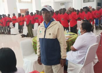 Bupati Paniai Melki Nawipa : Program Pelayanan Kesehatan Lansia Prioritas