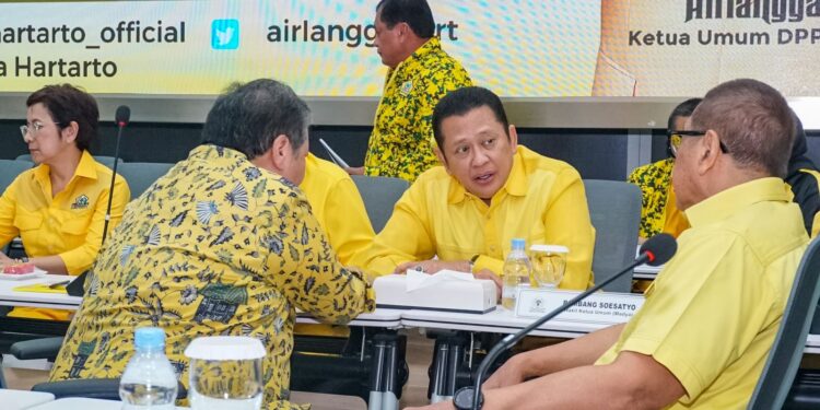 Hadiri Rapat Pleno, Waketum Partai Golkar Bamsoet Tegaskan Partai Golkar Siap Wujudkan Pemilu Damai