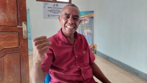 Pemdes Lamawalang Bangun Jalan Usaha Tani