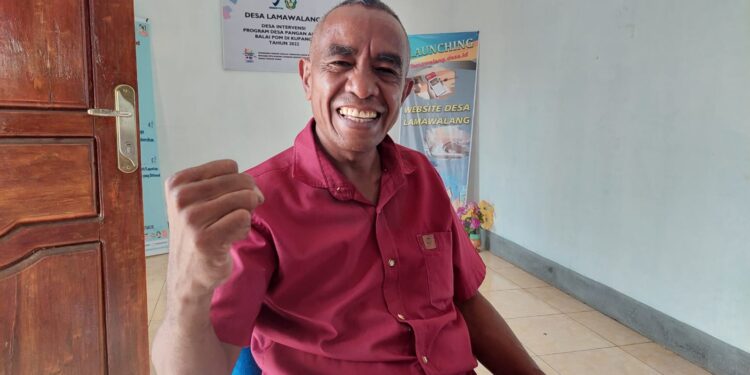 Pemdes Lamawalang Bangun Jalan Usaha Tani