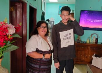 AnggotaTim Satgas Anti Human Trafficking Golkar dan PADMA INDONESIA Dampingi Anak Woloaro Rindu Keluarga di Negeri Jiran