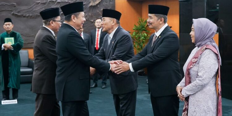 Lantik PAW Anggota MPR, Bamsoet Ingatkan Jelang Pemilu Jangan Terprovokasi