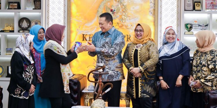 Ketua MPR RI Bamsoet Ajak Wanita Penerus Pelopor Kemerdekaan Indonesia Kembangkan UMKM