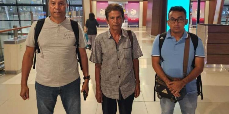 Kajari Lembata Yupiter Selan, SH.,M.Hum Tangkap Tersangka Kasus Puskesmas