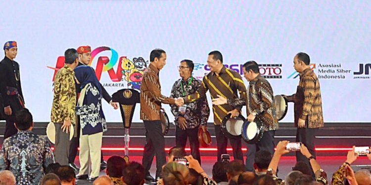 Puncak Hari Pers Nasional 2024, Ketua MPR  Bamsoet Apresiasi Presiden Tandatangan Perpres Hak Cipta Penerbit