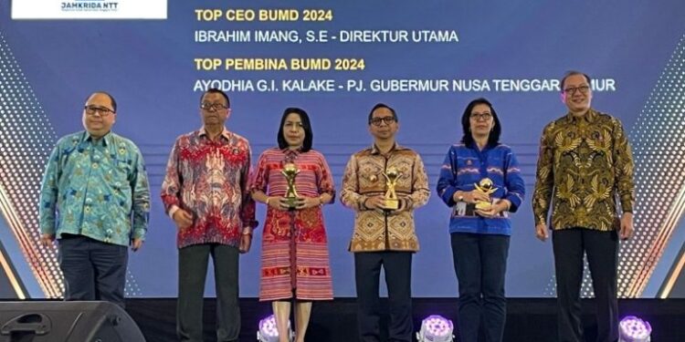 Pemprov NTT Raih Penghargaan TOP BUMD Awards 2024
