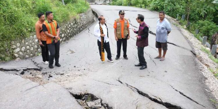 Gubernur NTT Ayodhia Tinjau Lokasi Bencana di Kupang