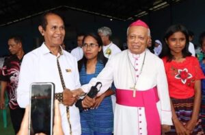 Uskup Larantuka Ajak Umat Jaga Semana Santa Aman