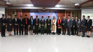 Gubernur Kalake Lantik 27 Pejabat Pimpinan Tinggi Pratama Lingkup Pemprov NTT