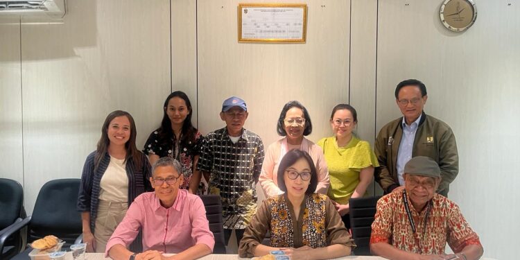 Yayasan Ignatius Joseph Kasimo Bakti Sosial Kesehatan Jelang “Semana Santa” di Larantuka