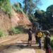 Dinas PU Lembata Sukses Gusur Longsor di Bakat Labi