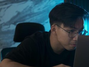 Profil Aristo August Content Creator dengan Konten Fotografinya