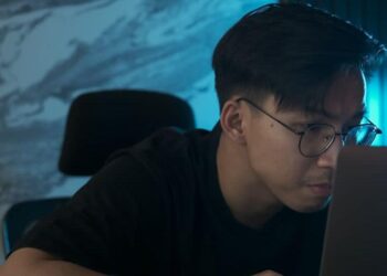 Profil Aristo August Content Creator dengan Konten Fotografinya