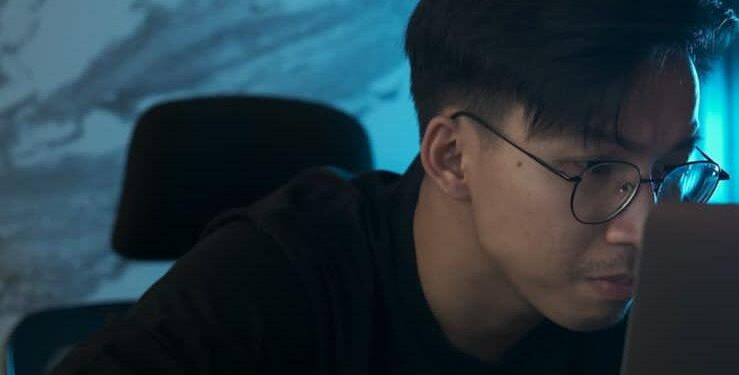 Profil Aristo August Content Creator dengan Konten Fotografinya