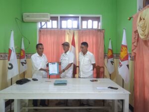 Stefanus Ola Demon Daftar Bacabup Flotim ke Partai Gerindra