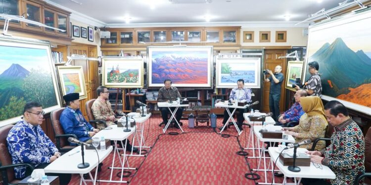 Bertemu Presiden RI ke-6 Susilo Bambang Yudhoyono, Pimpinan MPR RI Terima Dukungan Usulan Kaji Ulang UUD NRI 1945 dan Sistem Pemilu