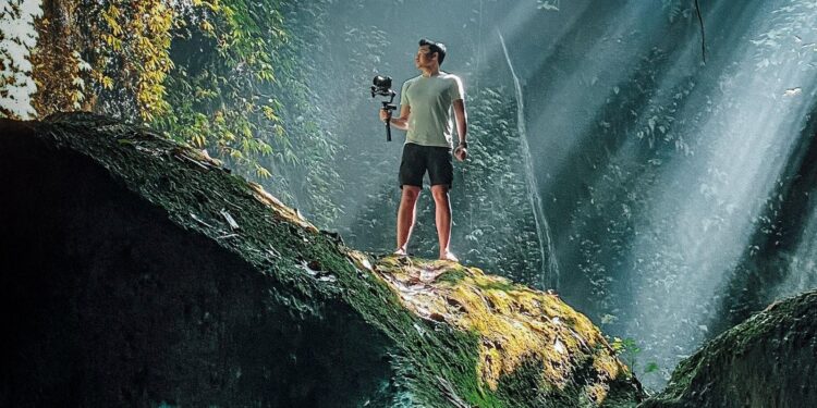 Mengenal Sosok Arief Satria Travel Content Creator Asal Solo