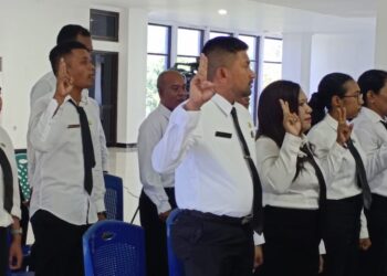 Penjabat Sekda Lantik 29 Pejabat  Pemkab Sikka