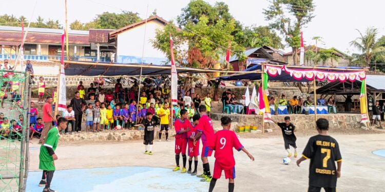 Pembukaan Turnamen Futsal Napa Ruha Cup I U – 13 2024 di Hoelea