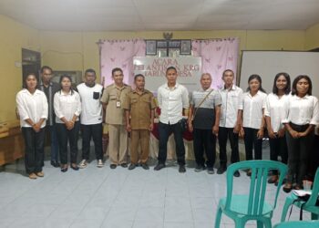 Penjabat Kades Agustinus Lantik Karang Taruna Desa Nitakloang