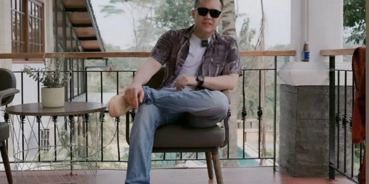 Mengenal Eggy Vames Pengusaha, Musician dan Content Creator