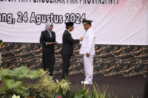 Gubernur NTT Lantik  Linus Lusi Making Penjabat Walikota Kupang