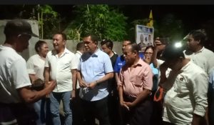 Lagu Dolo- dolo Melki-Johni Bergema di Lapangan Raja Manuk, Pendukung Setia Hingga Malam