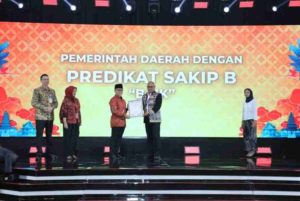 Bupati Lembata Paskalis Kembali Ukir Prestasi