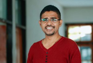 Grand Opening Alfamart di Kota Larantuka : Dampak Perkembangan E-commerce di Mata Christof Kabelen