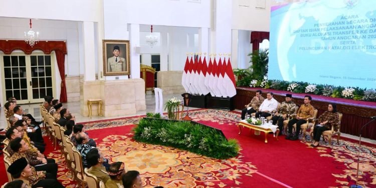 Gubernur NTT Terima DIPA di Istana Negara