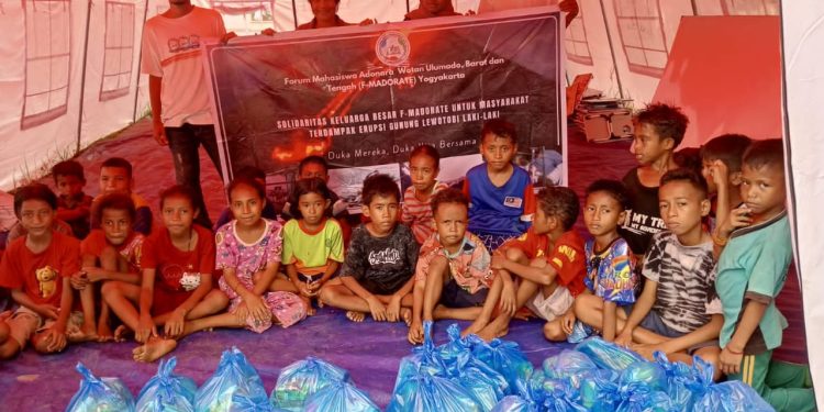 Mahasiswa Flores Timur-Yogyakarta Bantu Dana Korban Erupsi Lewotobi