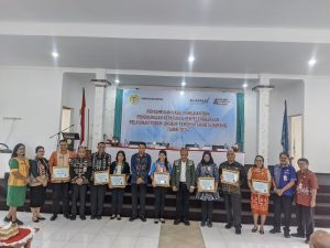 Pemkab TTU Terima Penghargaan Pelayanan Publik