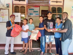 PMKRI Cabang Larantuka Aksi Berbagi Kasih Korban Erupsi Lewotobi