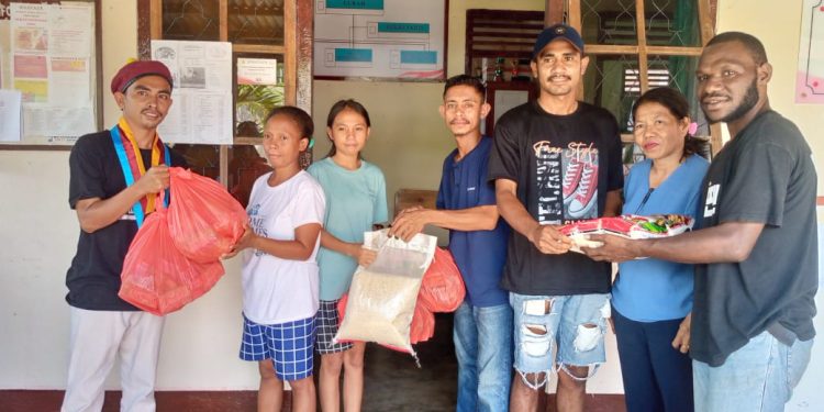 PMKRI Cabang Larantuka Aksi Berbagi Kasih Korban Erupsi Lewotobi