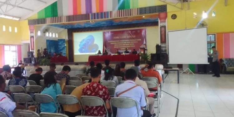 Rapat Pleno KPU Flotim Warnai Debat  Antara Penyelenggara dan Pengawas Pemilu