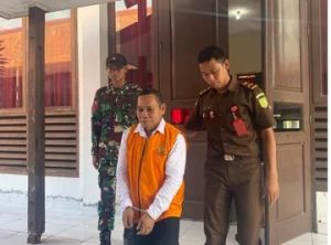 Jaksa Tuntut Charles Arif 20 Tahun Penjara Penyiram Soda Api Atas Siswa di Lembata