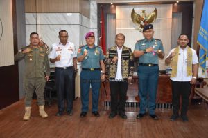 Penjabat Walikota Kupang Linus Lusi  Sambut Kerja Sama Danlanudal Kupang