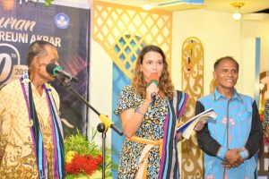 Setengah Abad SD Inpres Waiwaru : PT. Cendana Indopearls Gelontorkan Rp110 Juta Untuk Pendidikan di Todanara