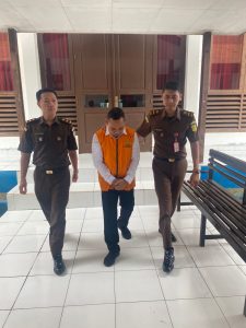 Kasus Air Keras di Lembata : Charles divonis 20 Tahun Penjara