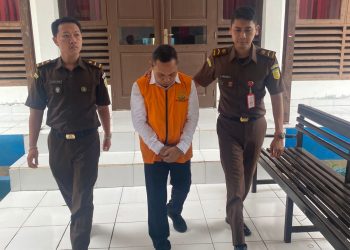 Kasus Air Keras di Lembata : Charles divonis 20 Tahun Penjara